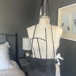 Coach Leather Crossbody bag in Midnight Blue